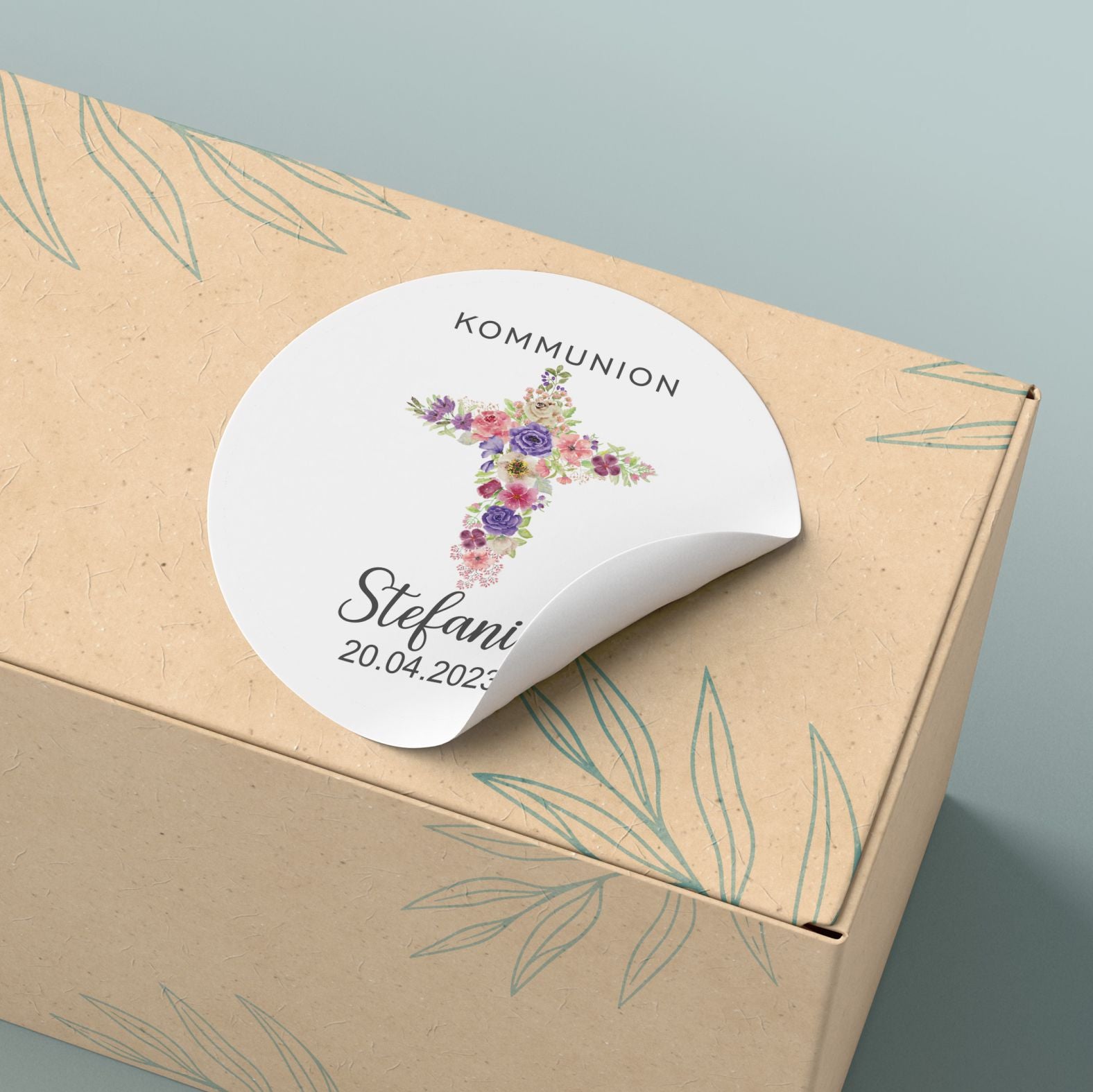 Personalisierte Aufkleber Kommunion "Kreuz Blumen" mit Namen und Datum - 24 Stück - 4,5cm - FOTOFOL