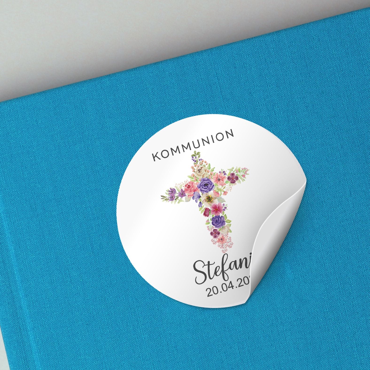 Personalisierte Aufkleber Kommunion "Kreuz Blumen" mit Namen und Datum - 24 Stück - 4,5cm - FOTOFOL