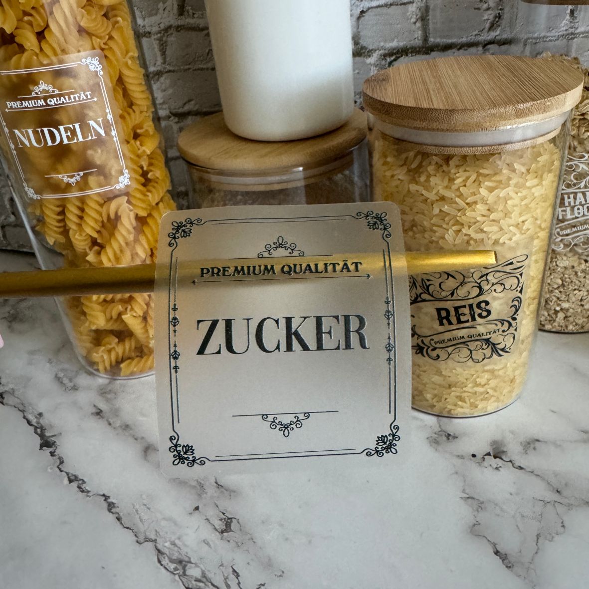 Aufkleber Vorratsdose in der Küche - FOTOFOL