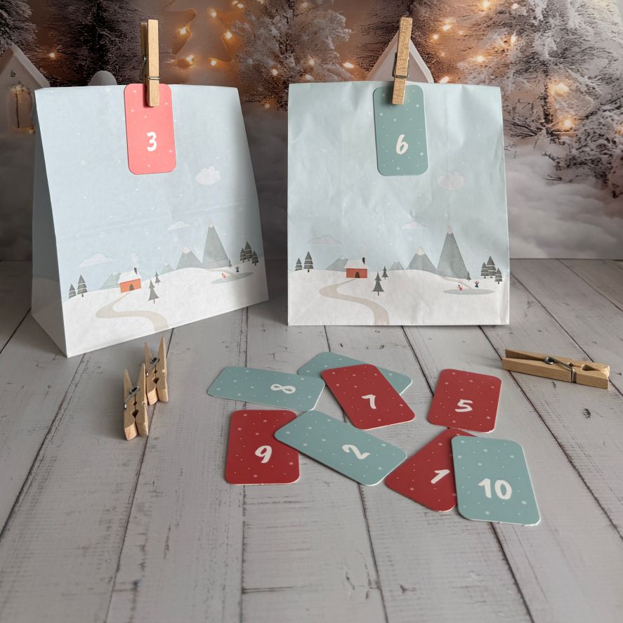 Adventskalender Set M – 24 Geschenktüten 18 x 23 x 9 cm mit Zahlen & Klammern - FOTOFOL