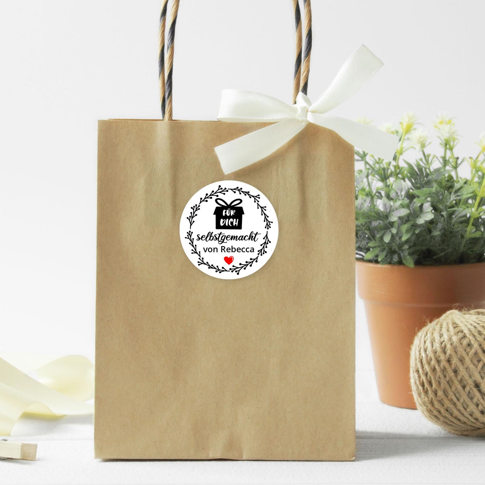 Selbstgemacht by Wunschname Aufkleber - 4,5 cm Runde Personalisierte Verkäuferetiketten - FOTOFOL