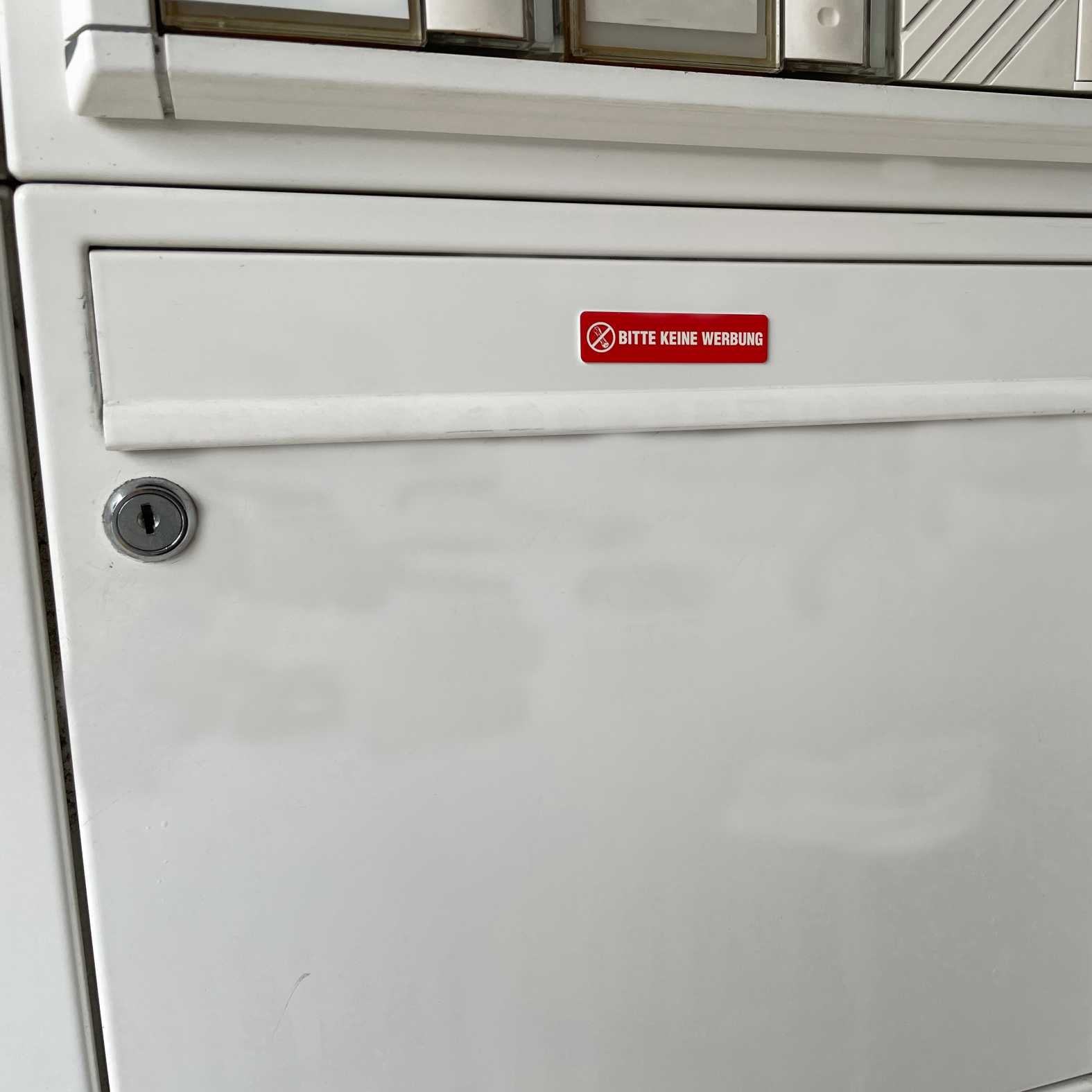 2x Bitte keine Werbung Briefkastenschild selbstklebend - Schild mit Gravur für Briefkasten - FOTOFOL