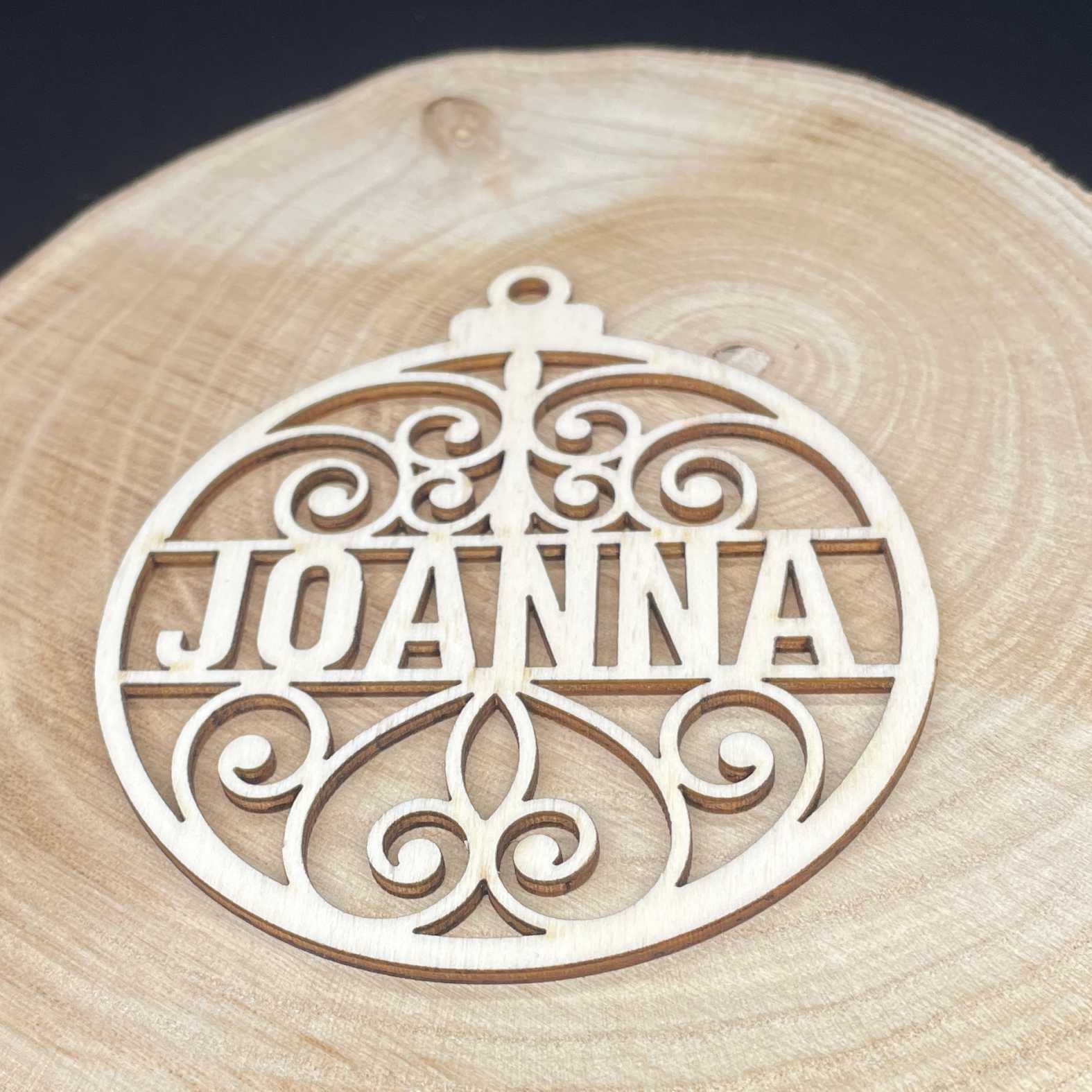 Weihnachtsbaumkugel aus natürlichem Birkensperrholz mit Namen - Ornament - FOTOFOL