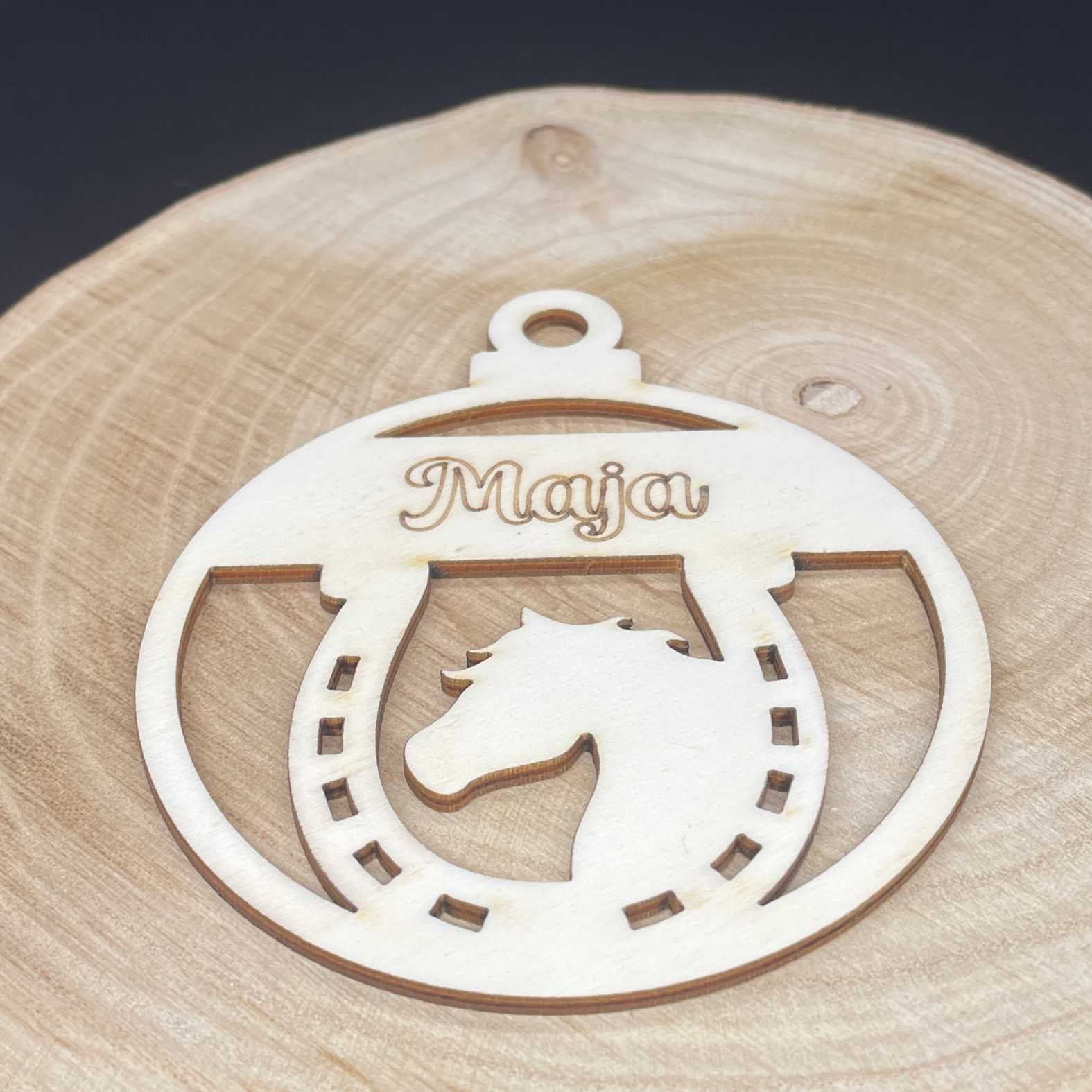 Weihnachtsbaumkugel aus natürlichem Birkensperrholz mit Namen - Pferd - FOTOFOL