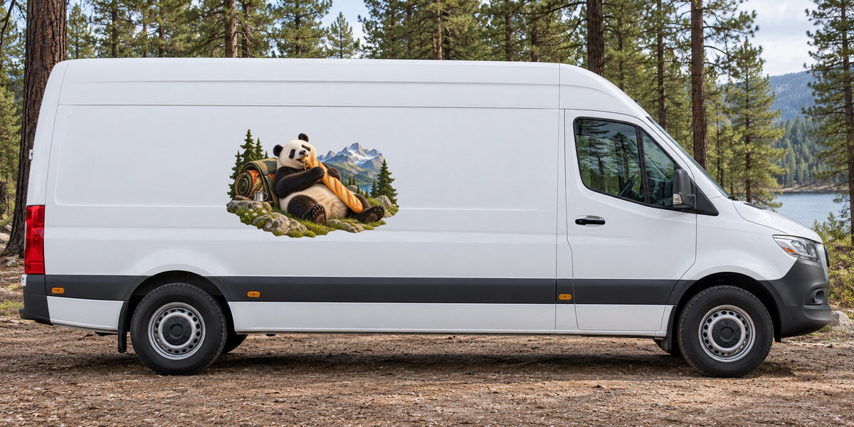 Panda mit Pausenbrot – Beispiel am Kastenwagen