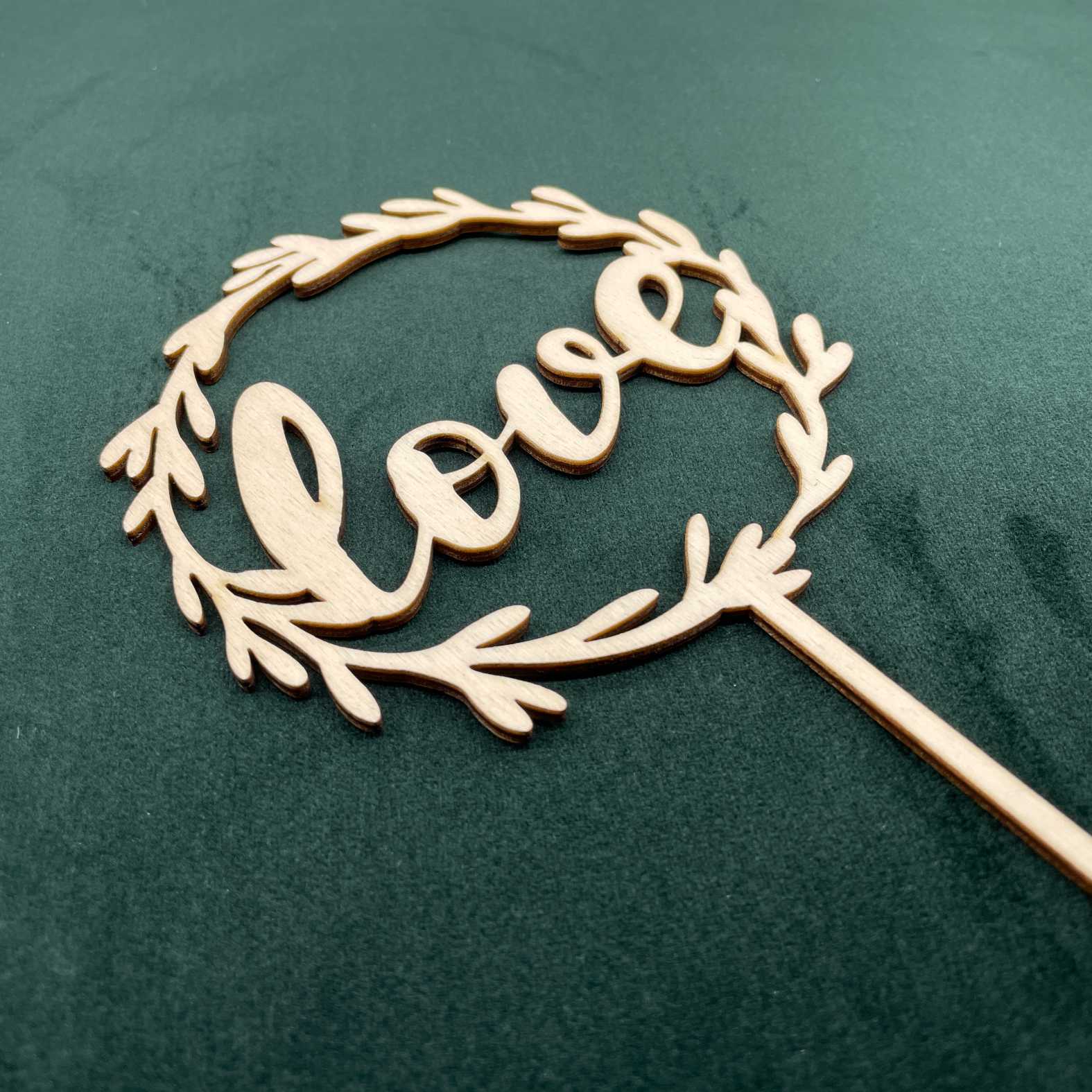 CAKE TOPPER "love" aus Holz - Tortendeko - FOTOFOL