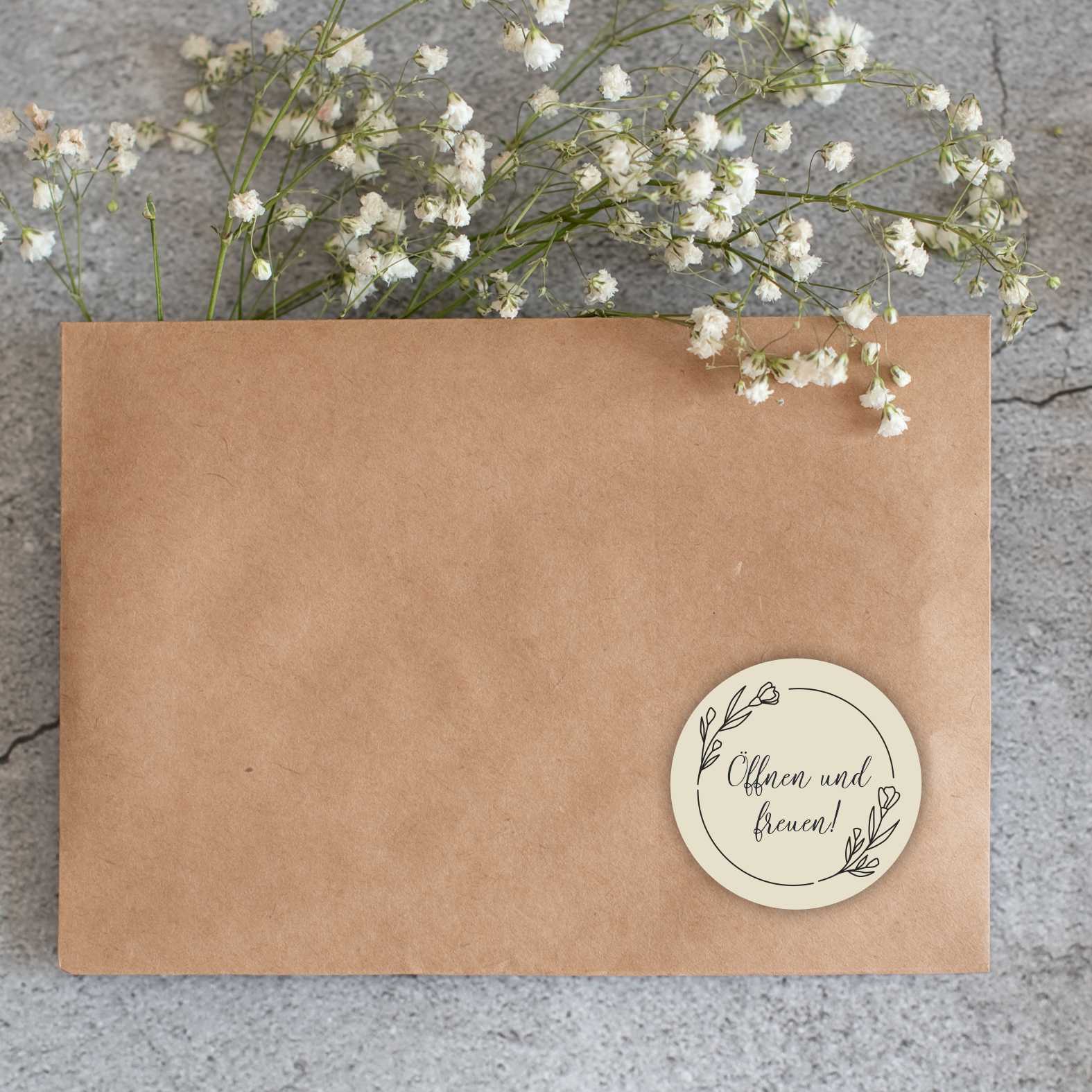 Personalisierte Aufkleber "Blumen" mit Wunschtext - 24 Stück - 4,5cm - FOTOFOL