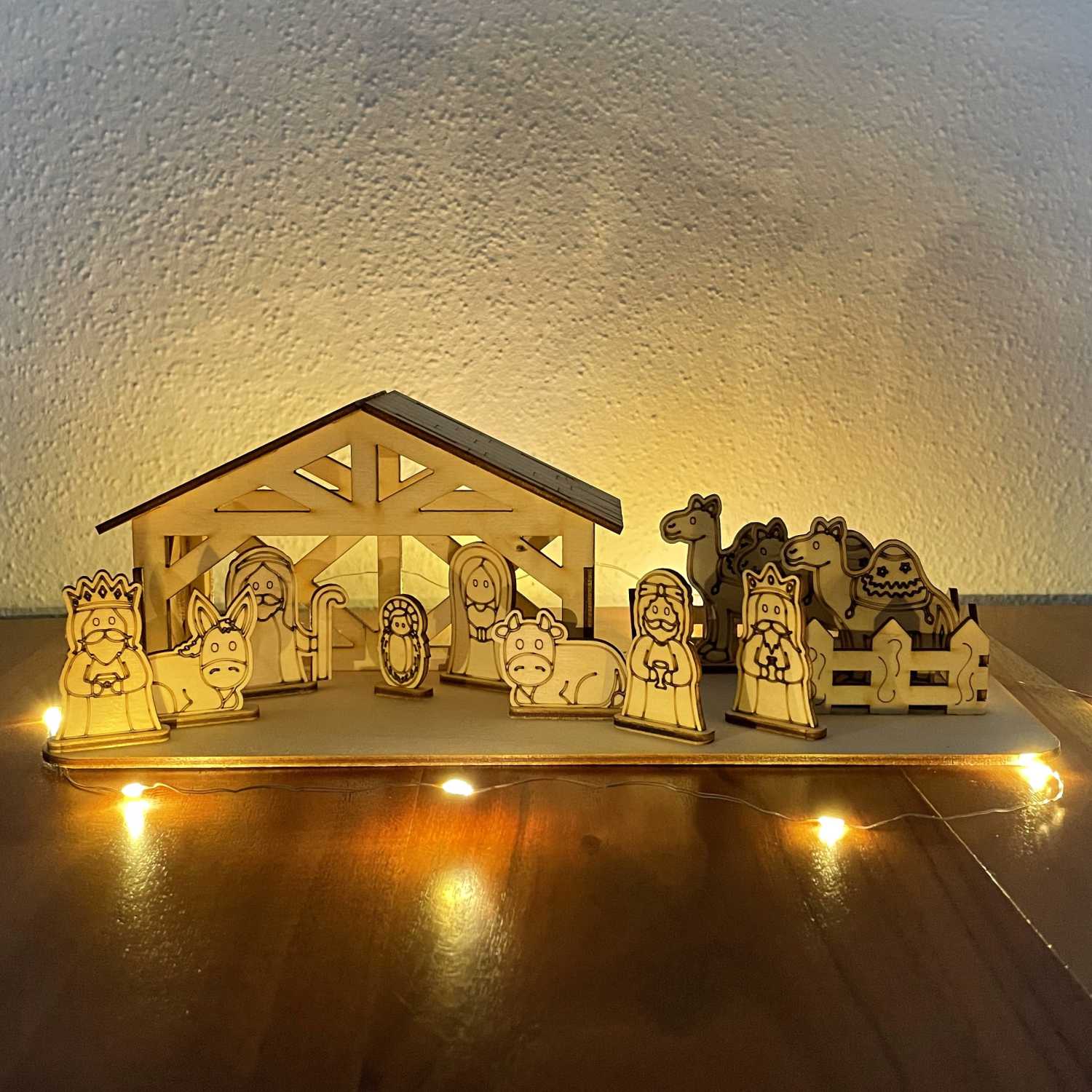 Bastelset Weihnachtskrippe aus Birkensperrholz - Krippe, Krippenfiguren zum bemalen - FOTOFOL