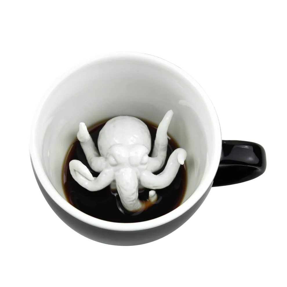 Creepy Cups Keramiktasse mit verborgenem Oktopus (325 ml) | Halloween-, Weihnachts- und Geburtstagsgeschenk für Kaffee- und Teeliebhaber