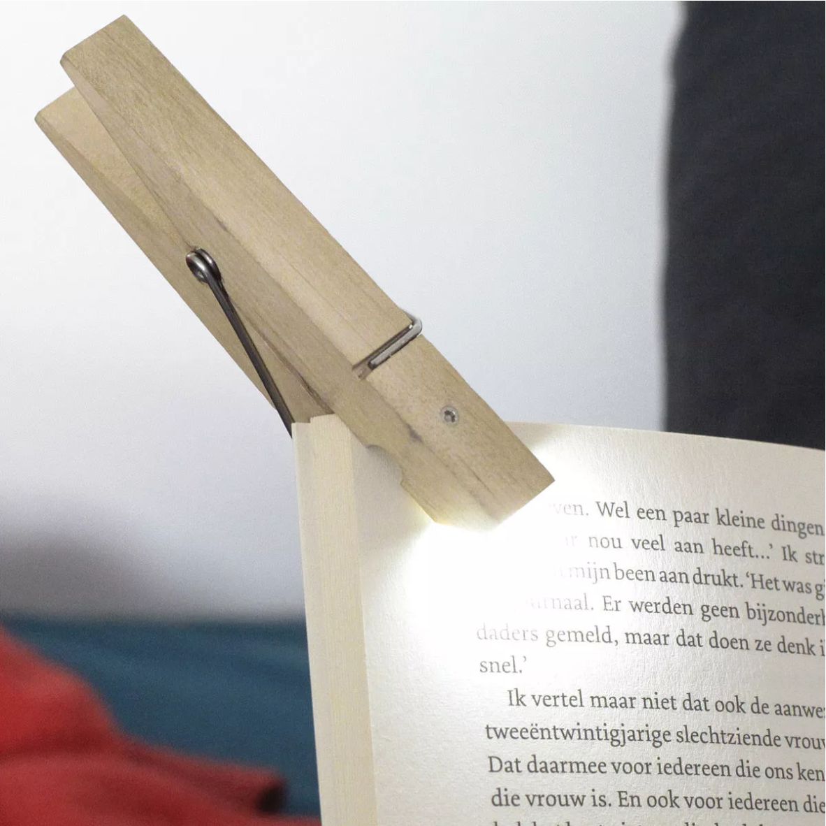 Kikkerland |  Buchlampe Wäscheklammer