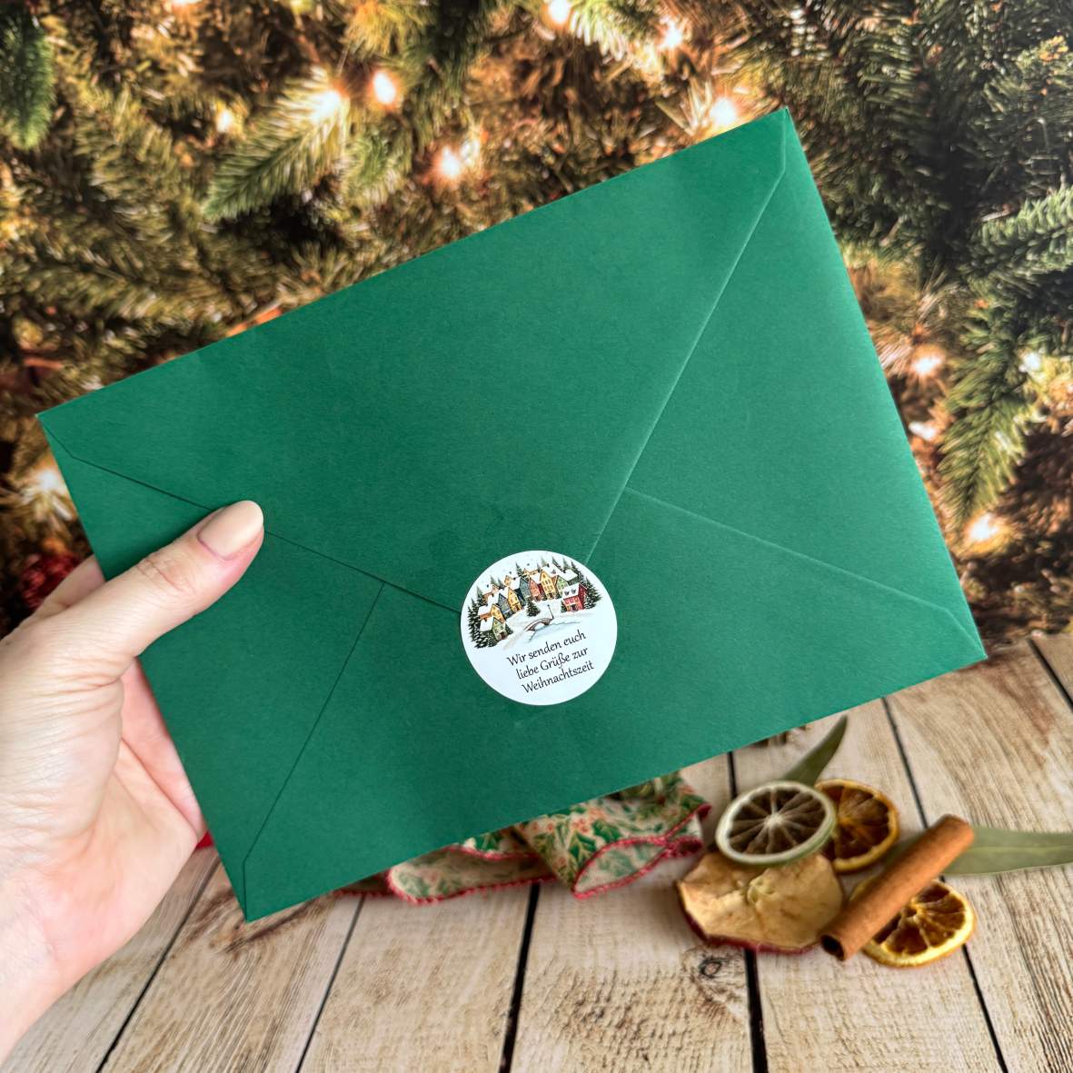 Personalisierte runde Aufkleber Weihnachten – 24 Stück (4,5 cm) | Dorfzauber - FOTOFOL