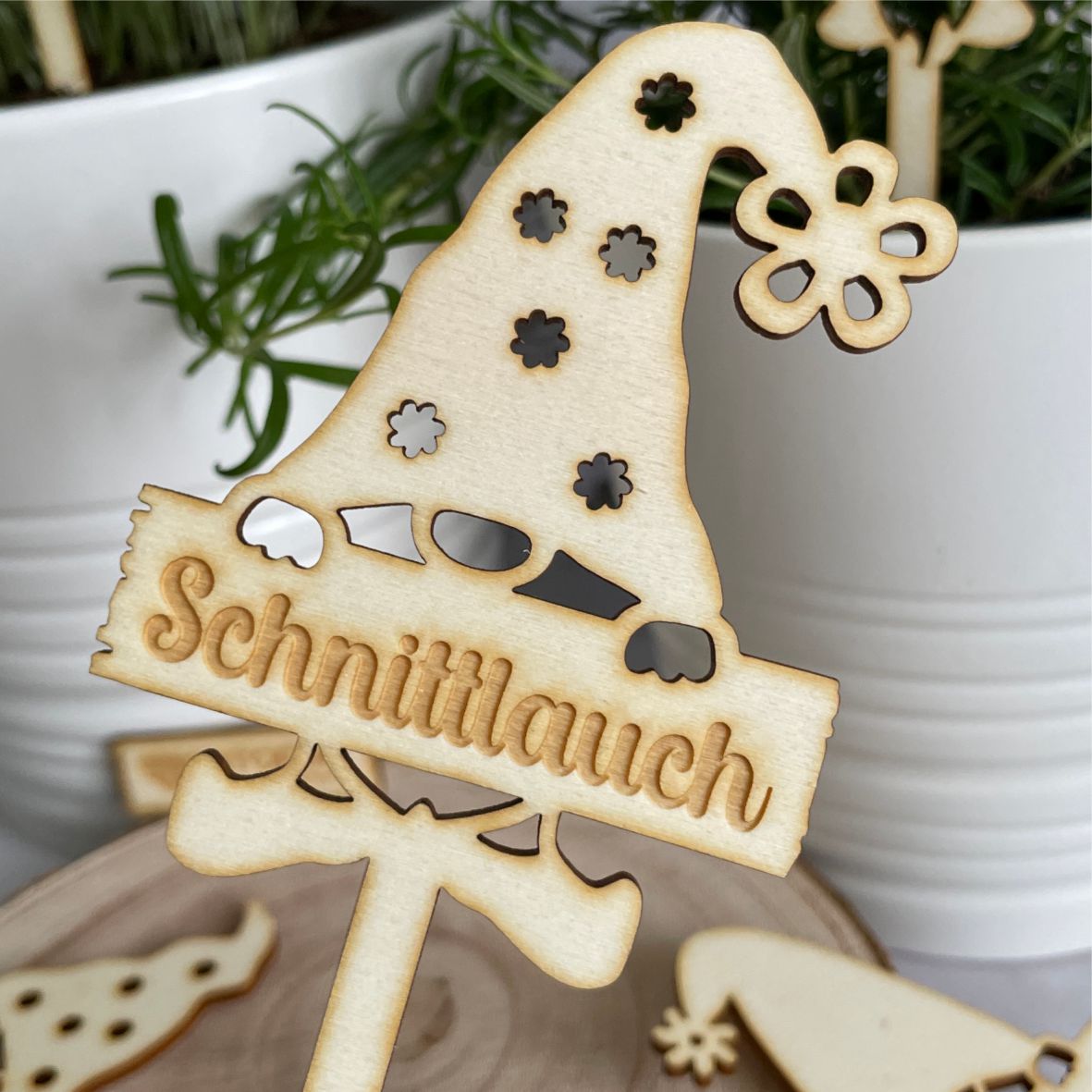 Kräuterschild Kräuterstecker 6er-Set aus Holz - Kräutername personalisiert - Pflanzstecker, Gartenstecker für Kräuter
