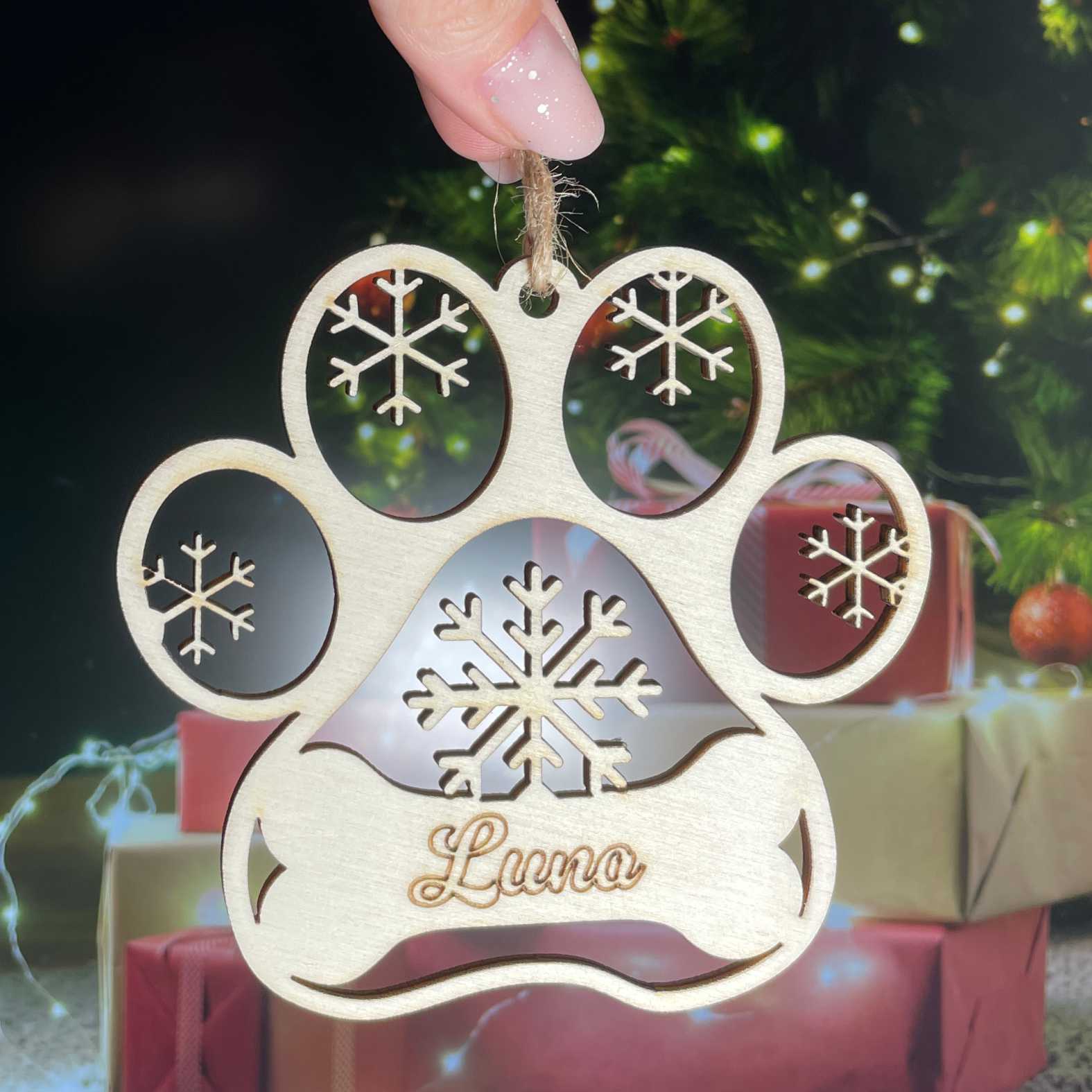 FOTOFOL Personalisierte Weihnachtskugeln aus Holz | Christbaumkugeln mit Namen | Schmücken Sie Ihren Baum mit bezaubernden Weihnachtskugeln aus Holz | Gestalte deine personalisierten Weihnachtskugeln ganz einfach selbst und schaffe so eine bleibende Erinnerung