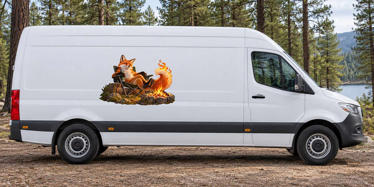 Fuchs im Klappstuhl – Beispiel am Kastenwagen