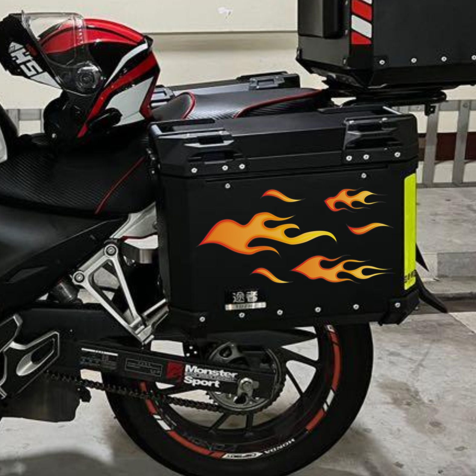 Feuer Flammen Aufkleber Set  - für Auto, Fahrzeuge, Roller, Moped, Motorrad-Helm, Fahrrad, Laptop, Smartphone, Bobby Car